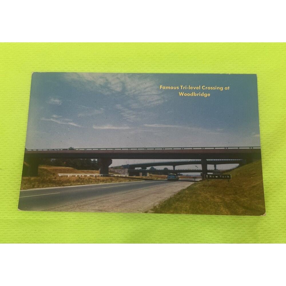 Post Card - Famous Tri-level Crossing‎ At Woodbridge Jersey Turnpike Unposted